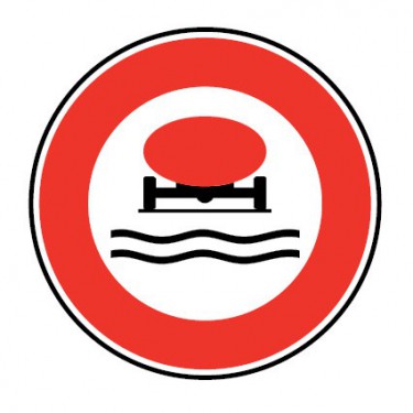 Panneau Accès interdit aux véhicules transportant des marchandises polluant les eaux - B18b
