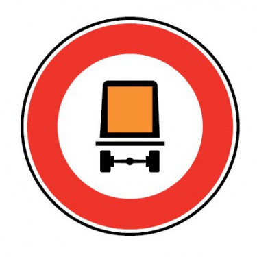 Panneau Accès interdit aux véhicules transportant des marchandises dangereuses - B18c